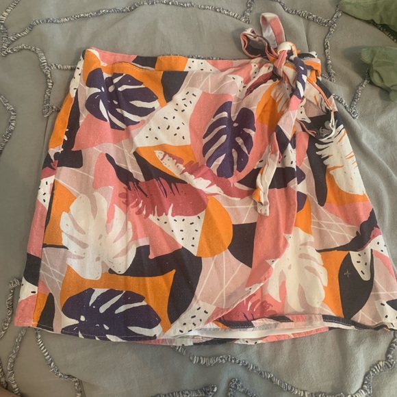 Multicolor Tie Skirt - Picture 1 of 3